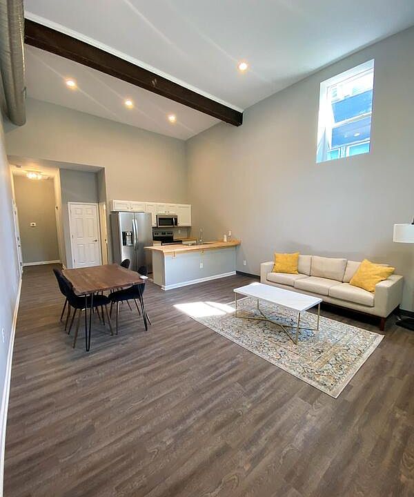 1st image of 3501 N Illinois St #5