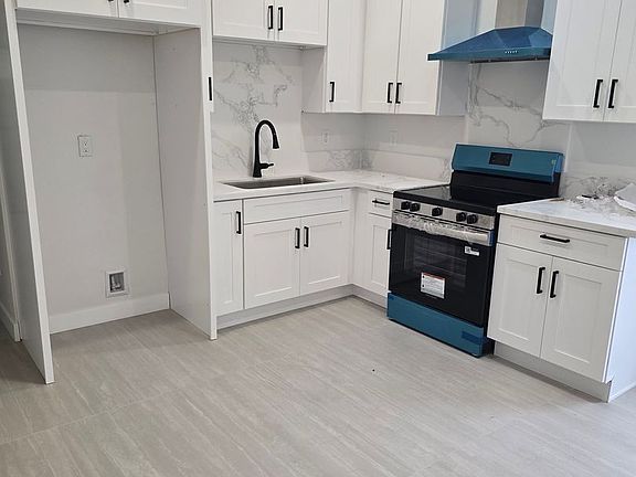 2nd image of 12687 Aristocrat Ave #F2c1bf7f1