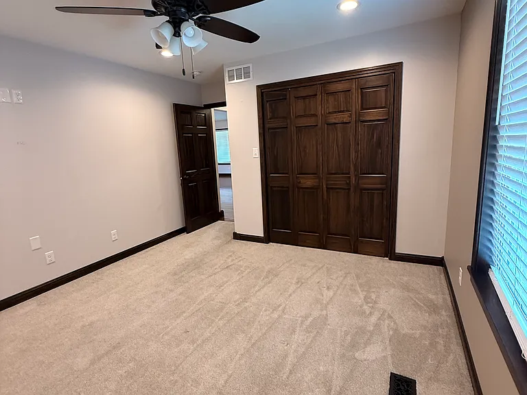 906 Summit Rd — Photo 20