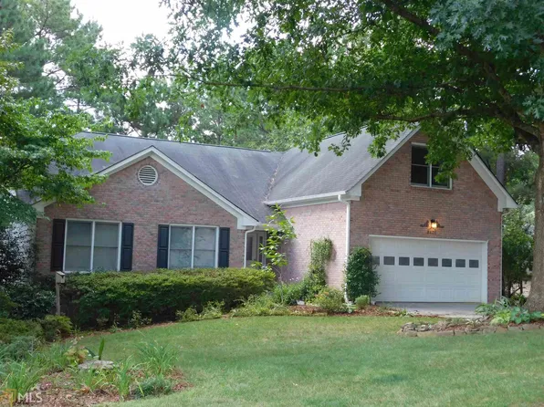 3420 Pierce Arrow Cir, Suwanee, GA 30024