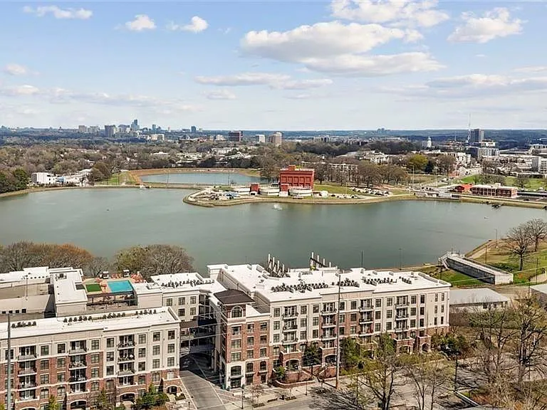 900 Brees Ct NW — Photo 30