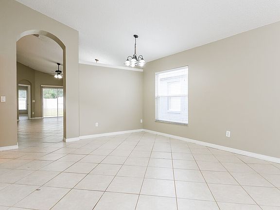 3rd image of 1824 Palmetto Pine Ln
