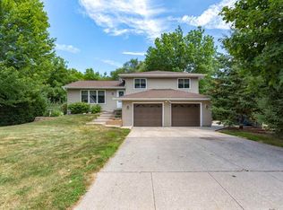 234 Niagara Dr, Waterloo, IA 50701