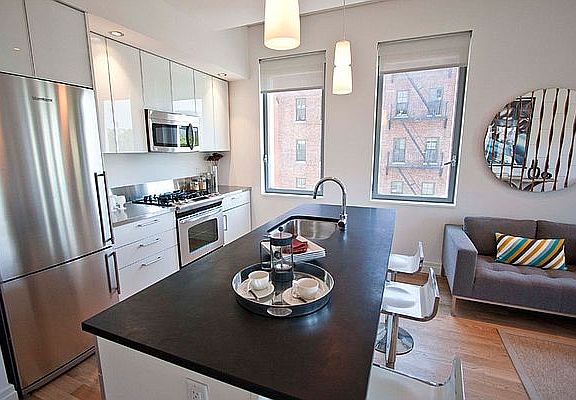 3rd image of 550 W 54th St #656