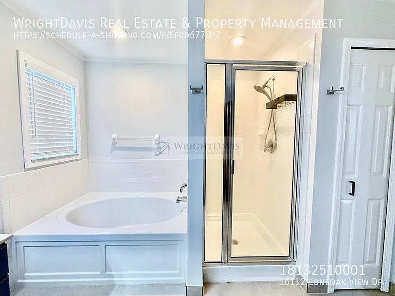 16112 Loneoak View Dr — Photo 33