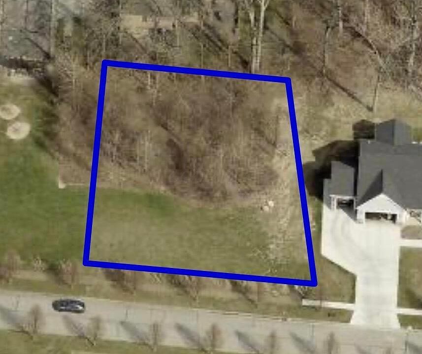 2nd image of 2364 Golf Club Ln
