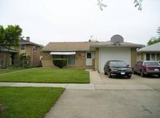 7258 W Main St, Niles, IL 60714