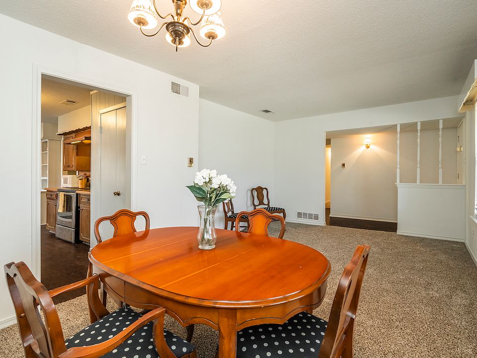 1st image of 908 Ray Andra Dr