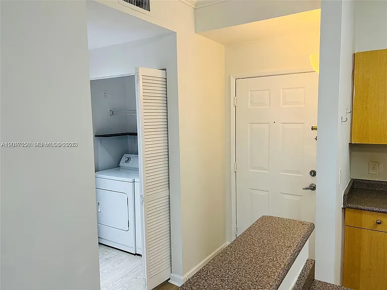 1900 Van Buren St #111B — Photo 6