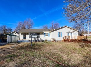 5019 Reidland Rd, Paducah, KY 42003