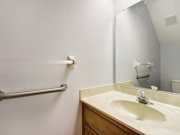 5th image of 753 Egret Bluff Ln