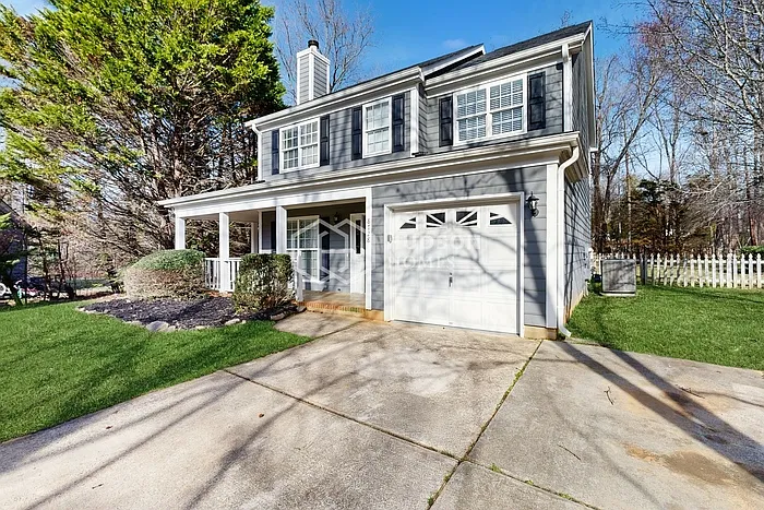 3 bed, 2.5 bath, 1553 sqft, $2,025 — Photo 3