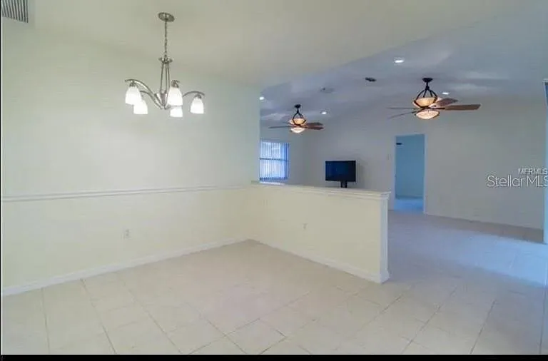 25230 Campos Dr — Photo 5