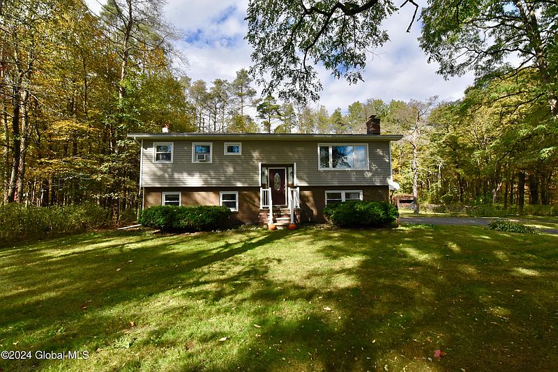 2nd image of 5020 Jersey Hill Road
