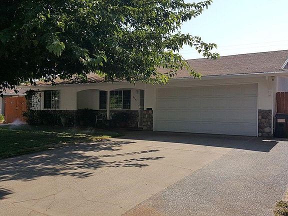 3rd image of 2563 Stansberry Way