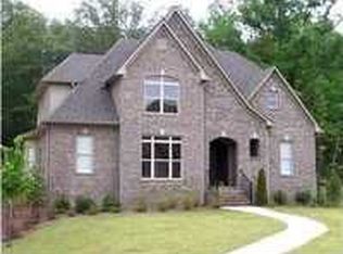 1134 Long Leaf Lake Dr, Bessemer, AL 35022
