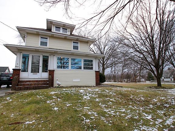 4th image of 527 Stetler Ave