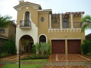 9571 Kenley Ct, Pompano Beach, FL 33076