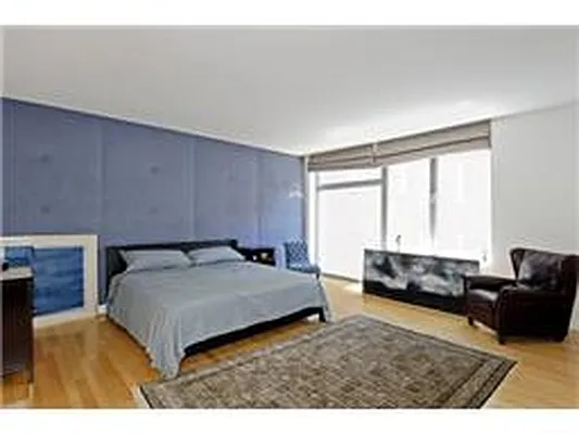 Rented by Douglas Elliman | media 8