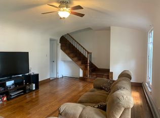 (Undisclosed Address), Milwaukee, WI 53211