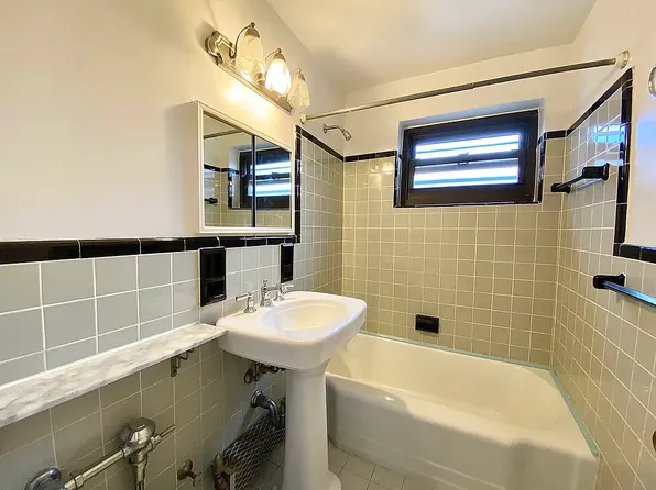 94-30 59th Avenue image 10 of 18