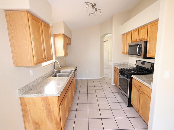 2nd image of 2309 W Silverbell Tree Dr