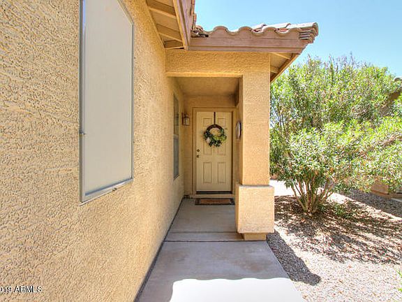 3rd image of 43767 W Elm Dr
