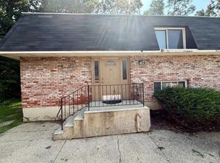 6230 Ridgeacres Dr #J-1, Cincinnati, OH 45237