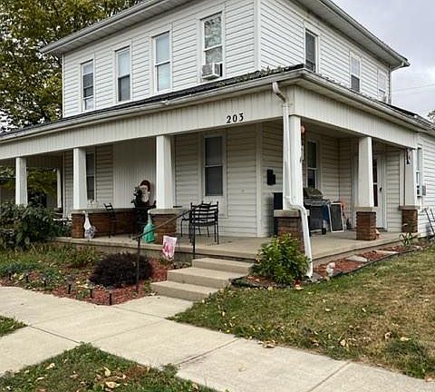 2nd image of 203-205 W 2nd St