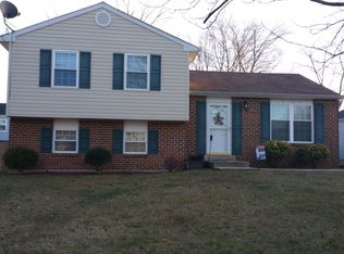 2405 York Ct, Waldorf, MD