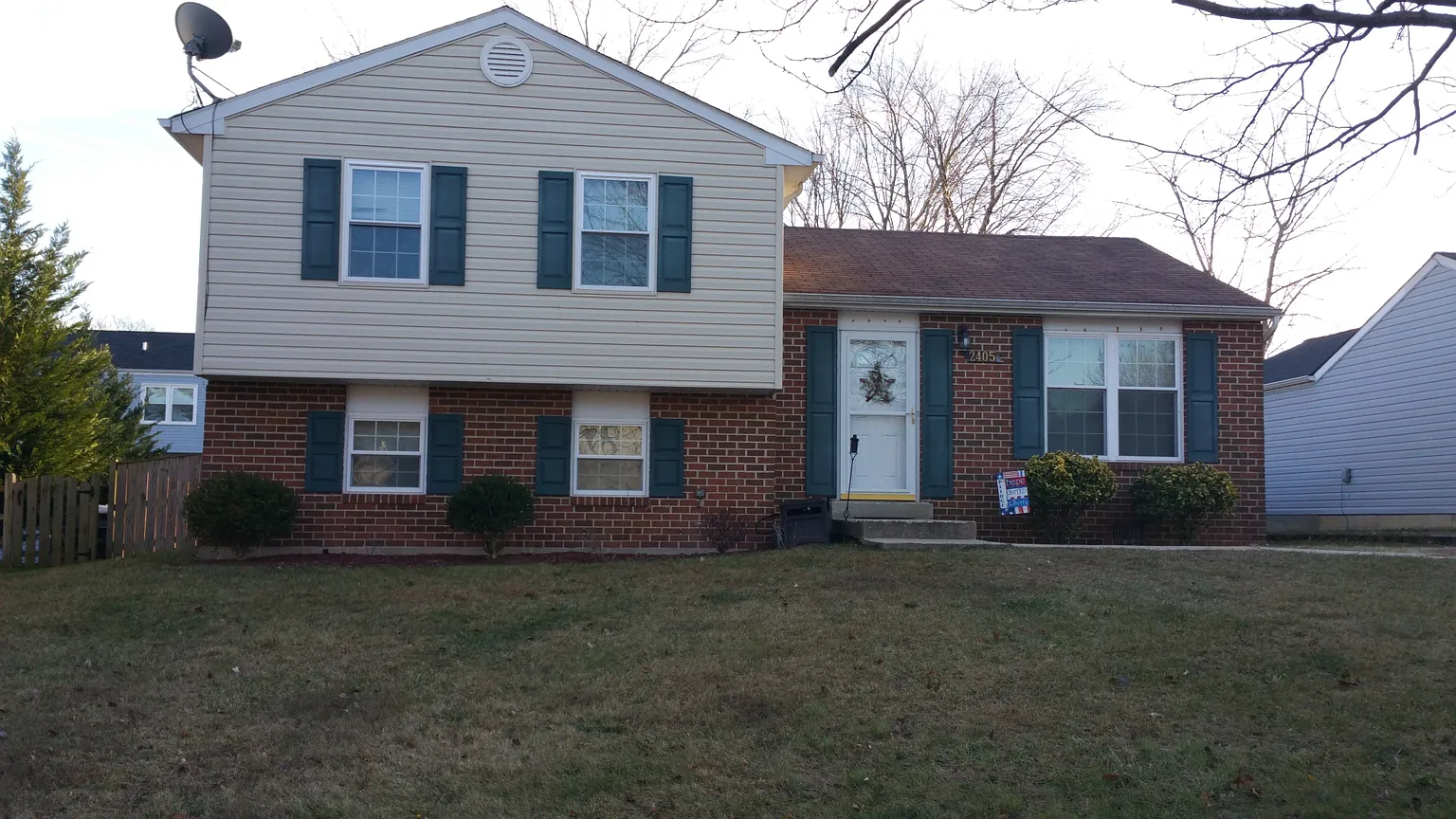 2405 York Ct photo 1