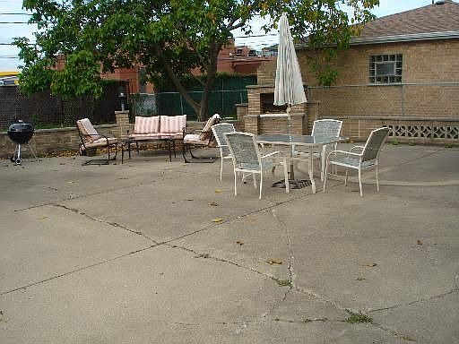 2nd image of 9016 N Churchill Cir