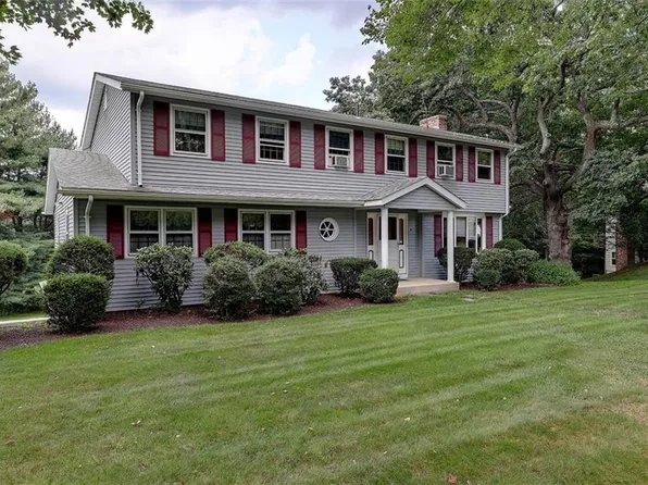 18 Mitris Blvd, Lincoln, RI 02865