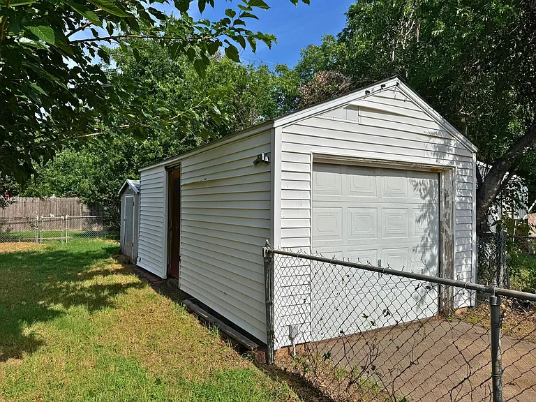 4326 Rhea Rd — Photo 21