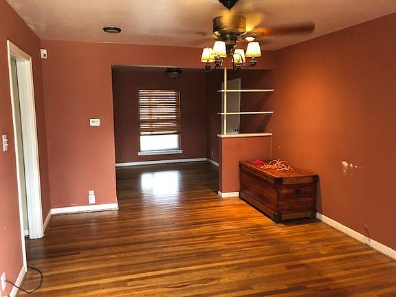 3rd image of 120 Salem Ct