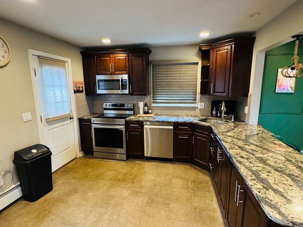 7 Sinnock Ct