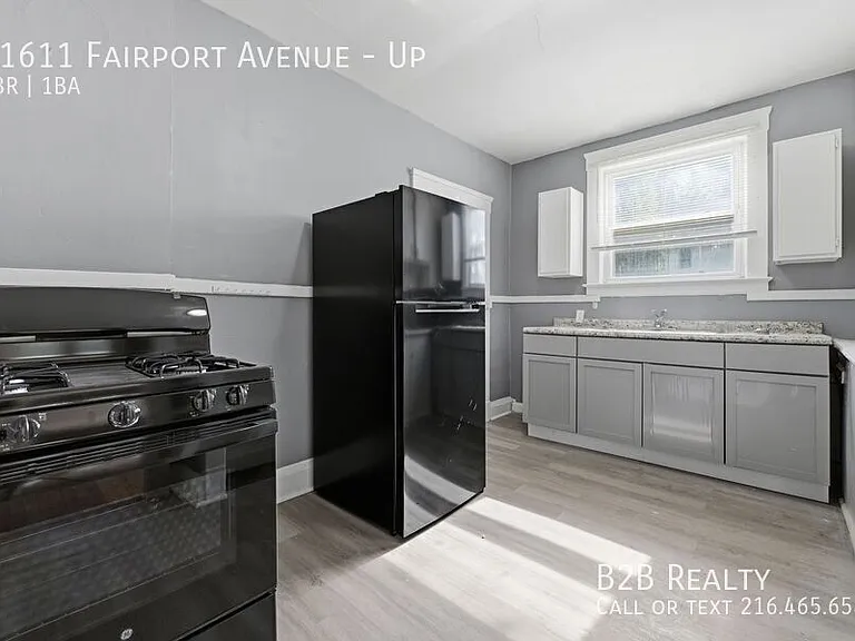 11611 Fairport Ave #UP — Photo 32