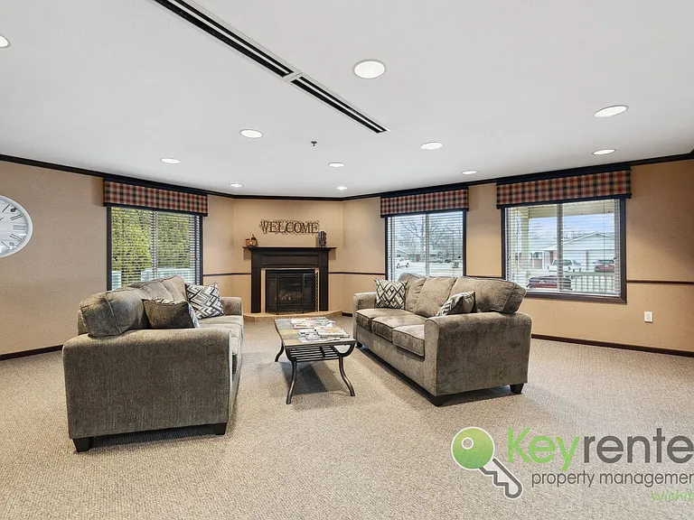 1411 S Douglas Ave #110 — Photo 23