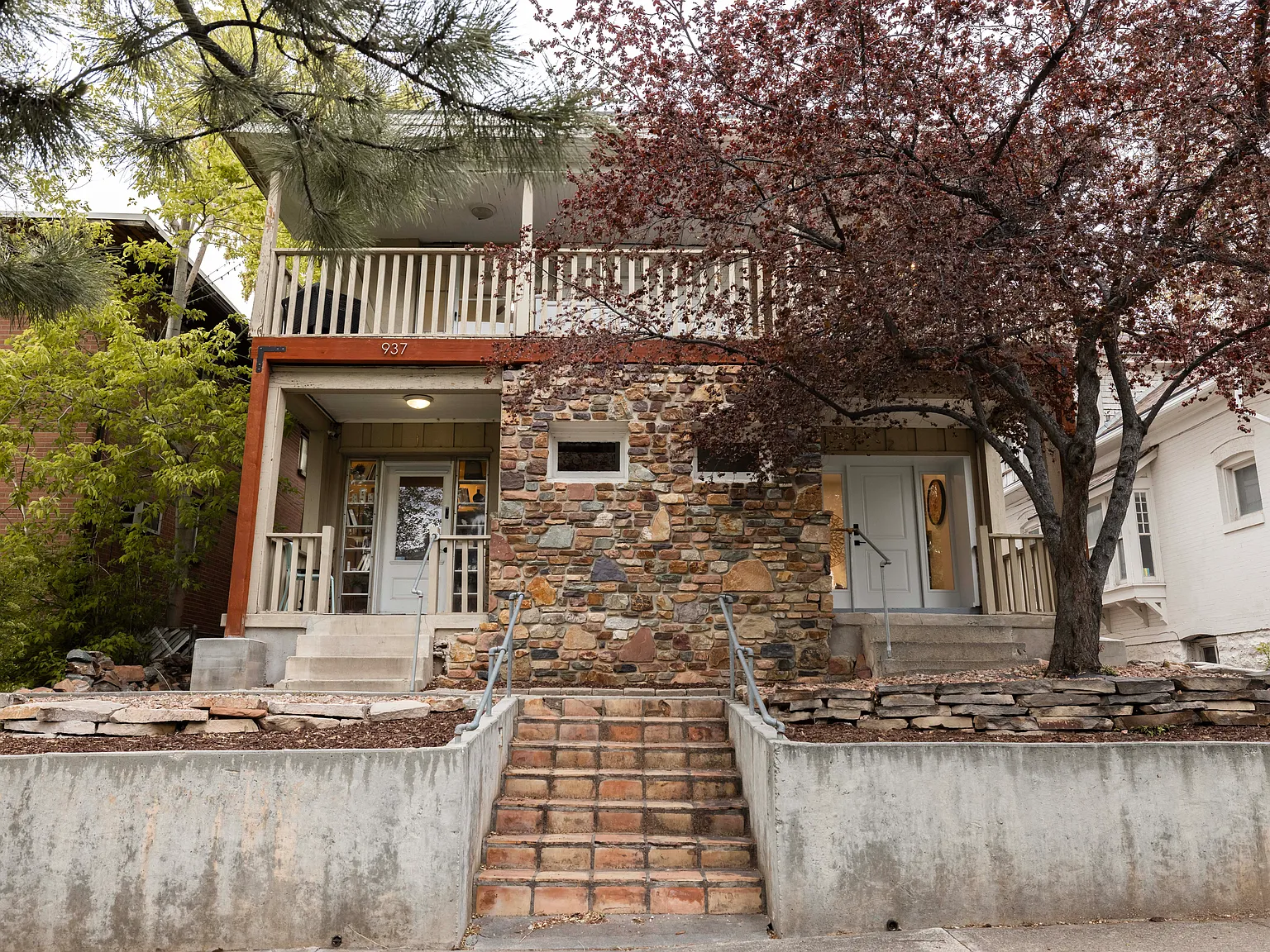 2 bed, 1100 sqft, $1,950 — Photo 3