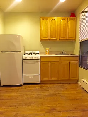 Rented by Grand & Co. | media 17