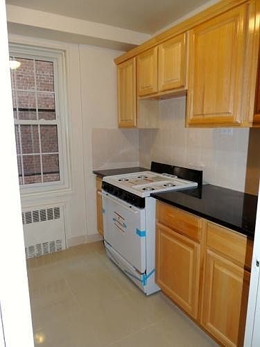 1st image of 6390 Saunders St #5L