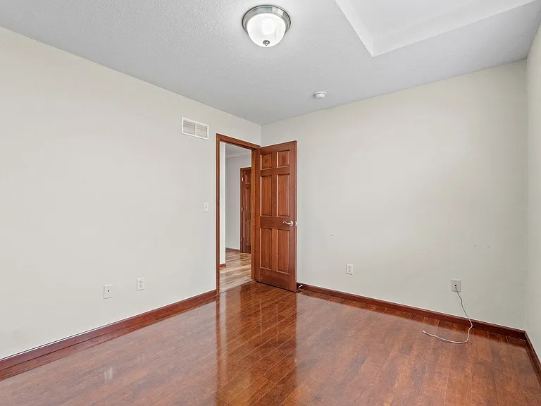3510 Flowing Brook Dr — Photo 15