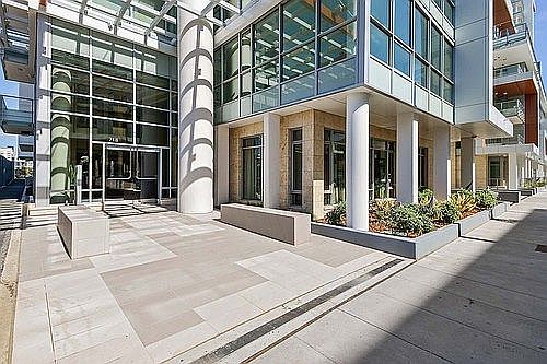 5th image of 708 Long Bridge St APT 1606