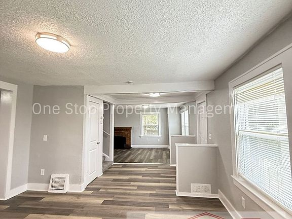 3rd image of 2311 E 73rd St
