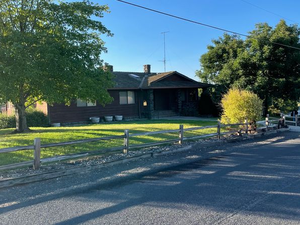 995 Grandview Ave #3, College Place, WA 99324