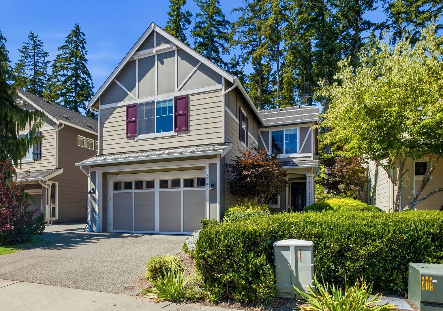 Spacious & Updated 4 BD Home Backing to Green belt in Desirable Gig Harbor! — Photo 2