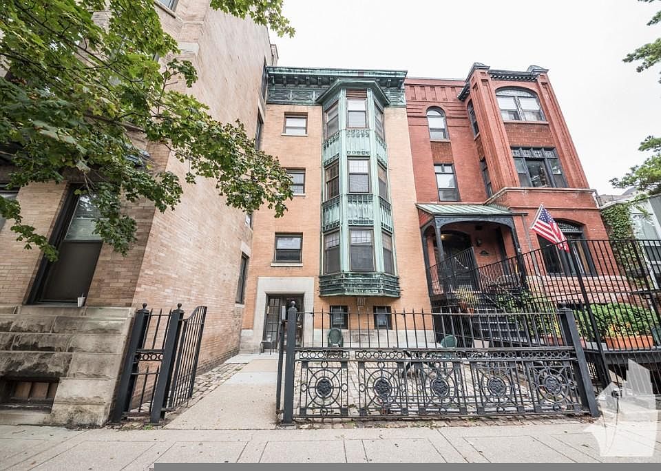 1st image of 354 W Dickens Ave #3541