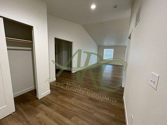 2nd image of 968-970 S Coral Pl #968