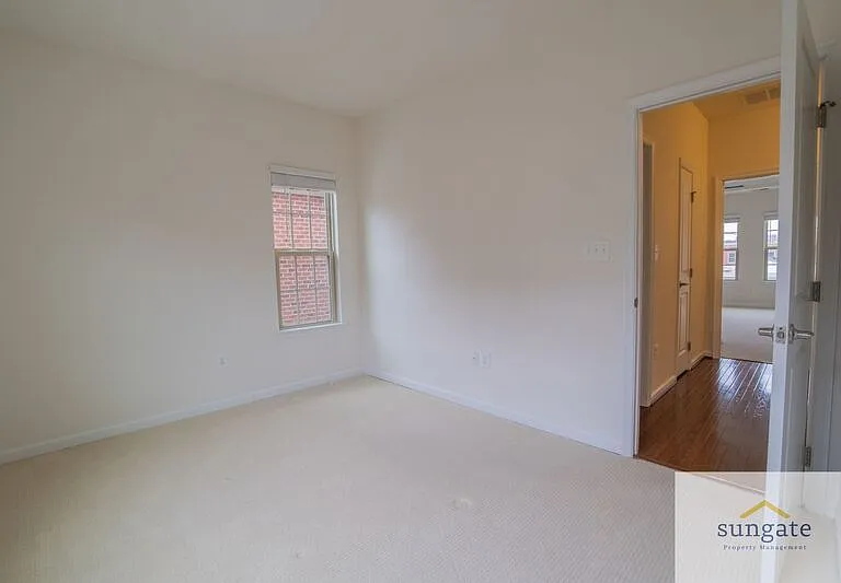 1724 Lantern Mews — Photo 26