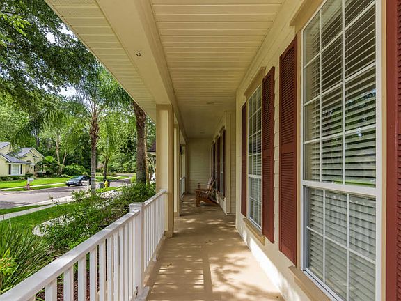 4th image of 828 Cypress Crossing Trl